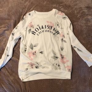 Hollister floral crew neck sweatshirt